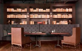 Q&C Hotel And Bar New Orleans, Autograph Collection